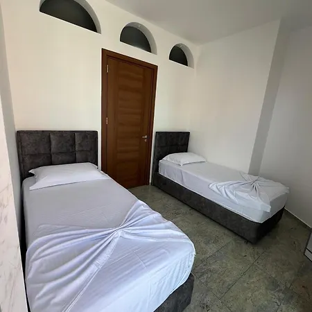 Miri Velipoj Velipojë